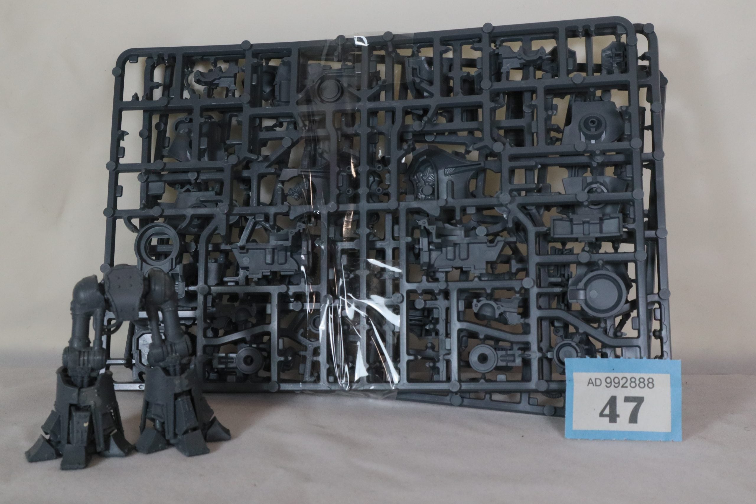 Legions imperials: reaves battle titan with melta cannon and chain fist