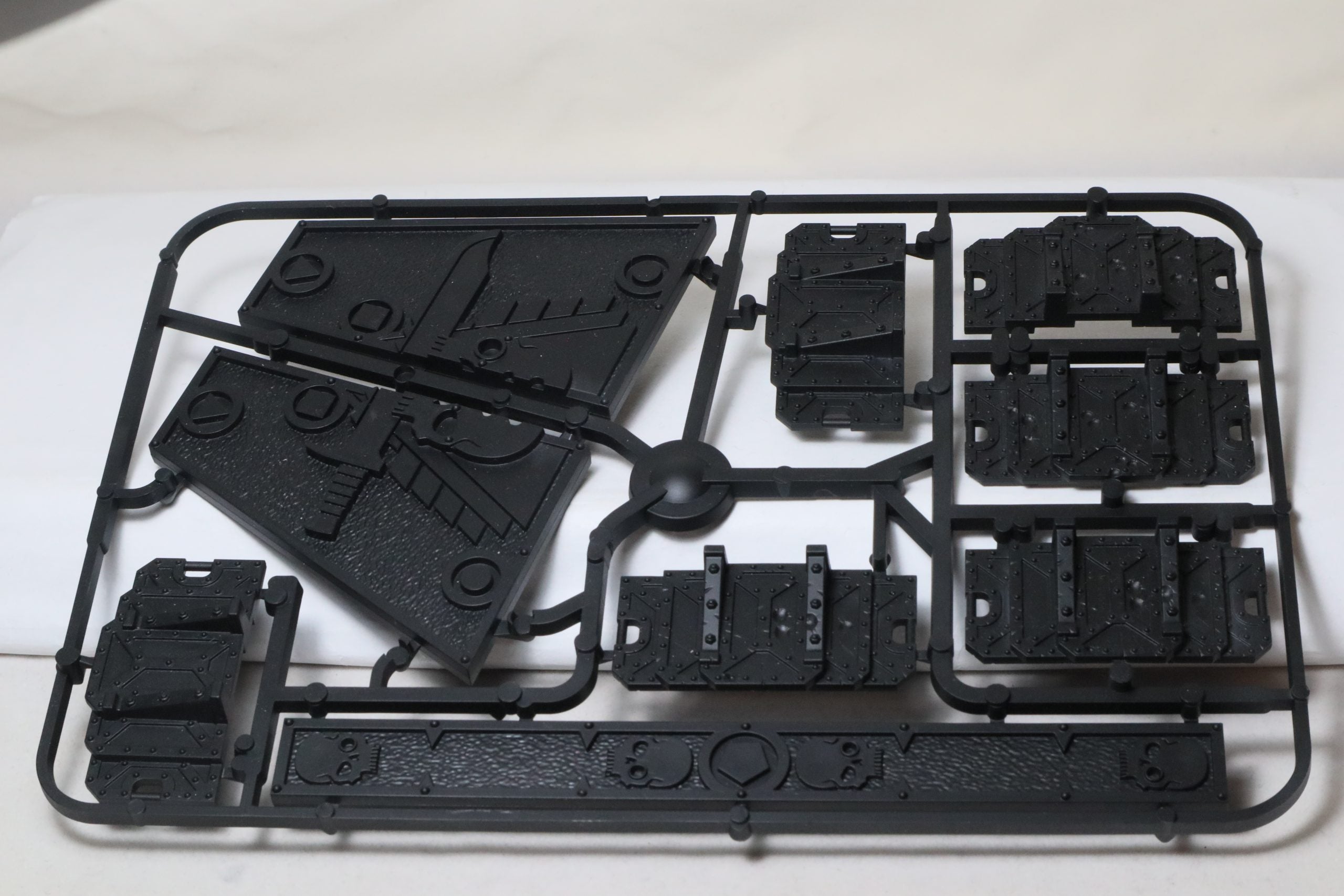 Kill Team Measure Gauges And Barricades (Primed Black Sprue)