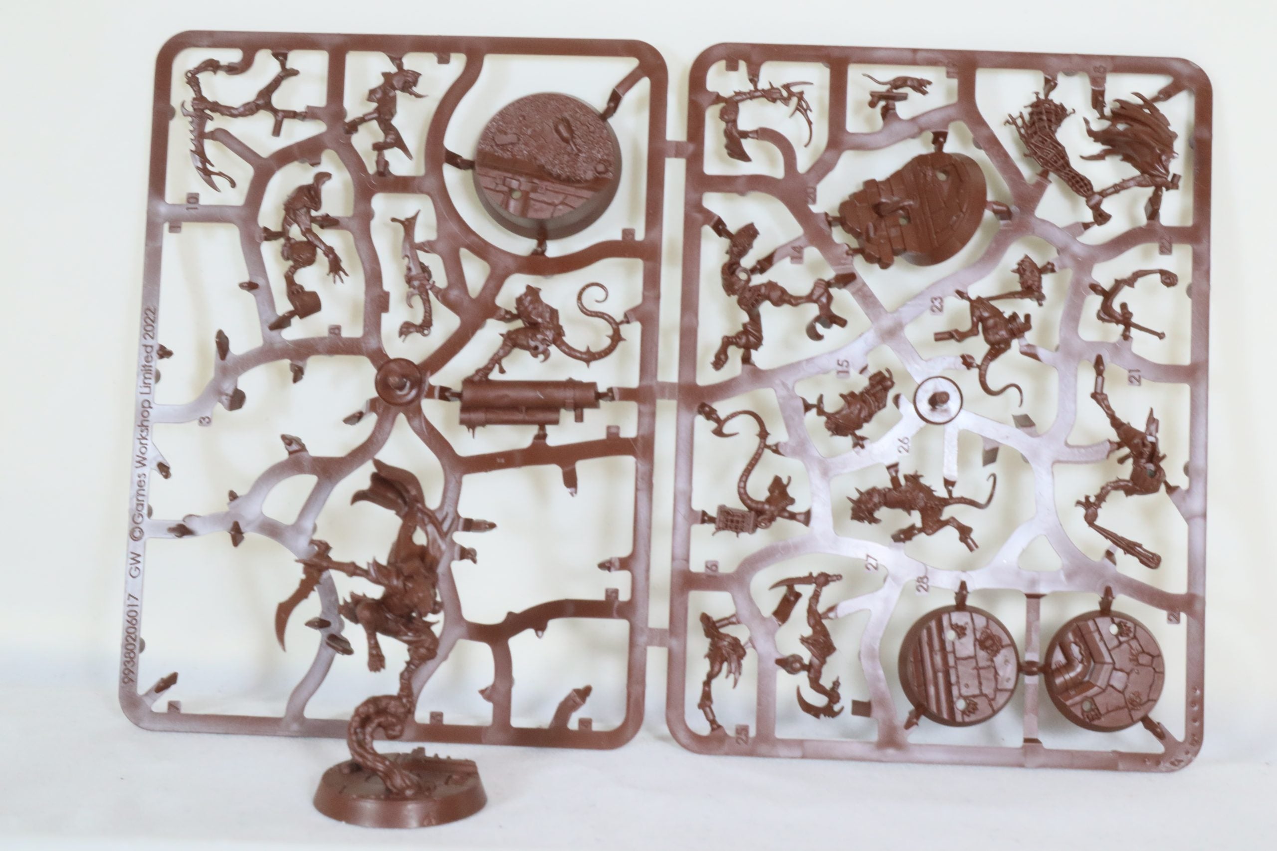 Skittershanks Clawpack on sprue (part built)
