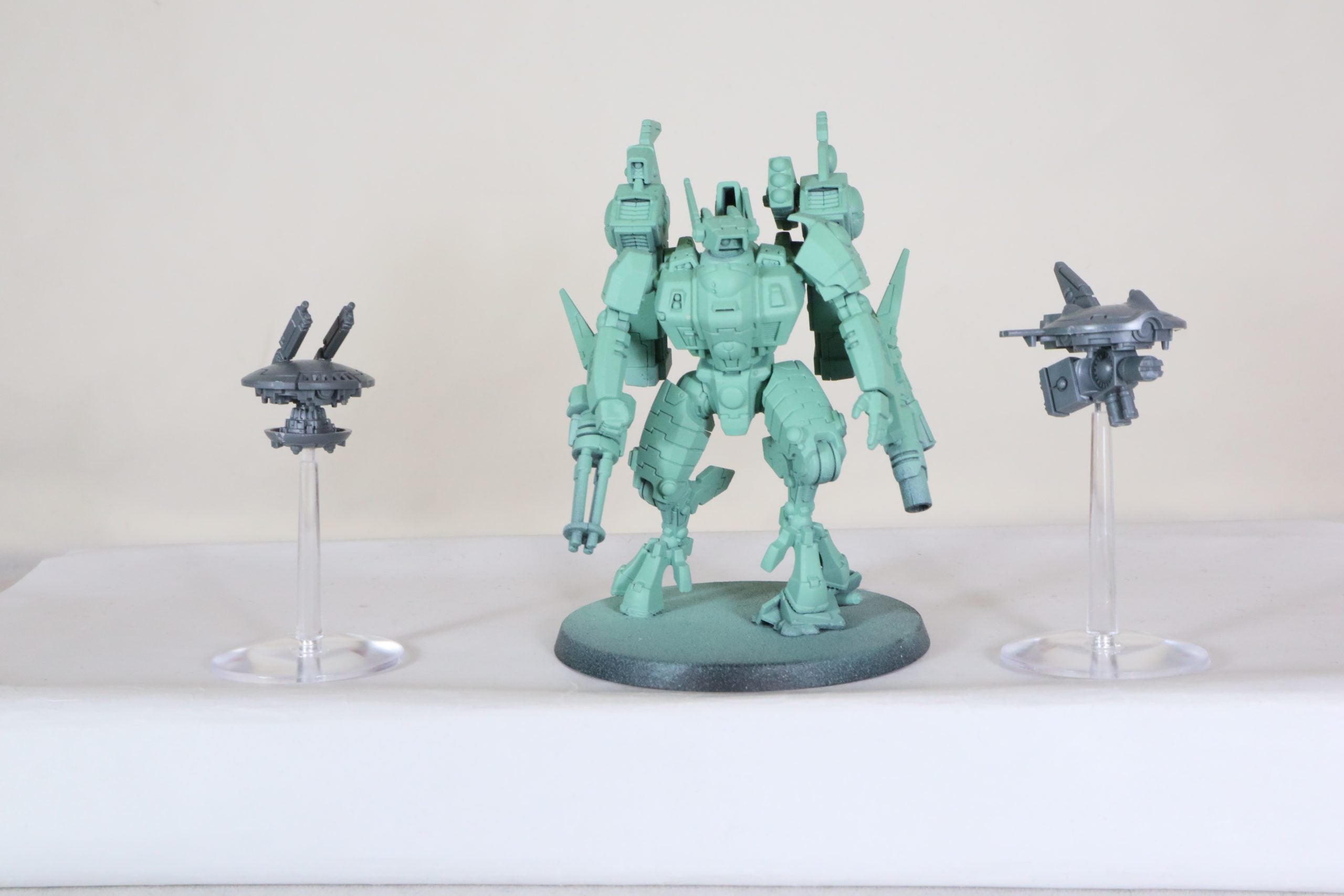 Tau Commander