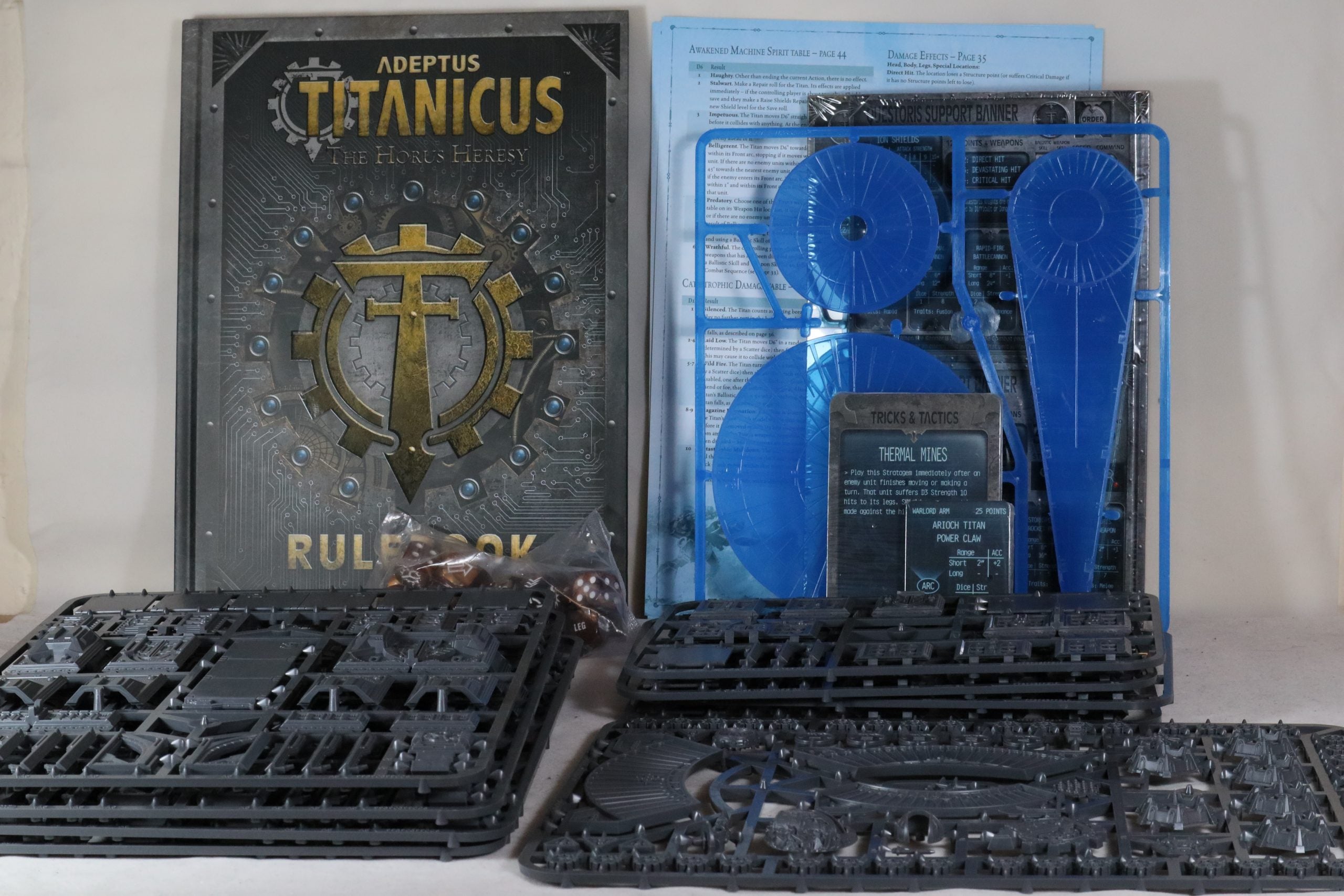 Adeptus Titanicus The Horus Heresy (Rules And Terrain Sprues Only)