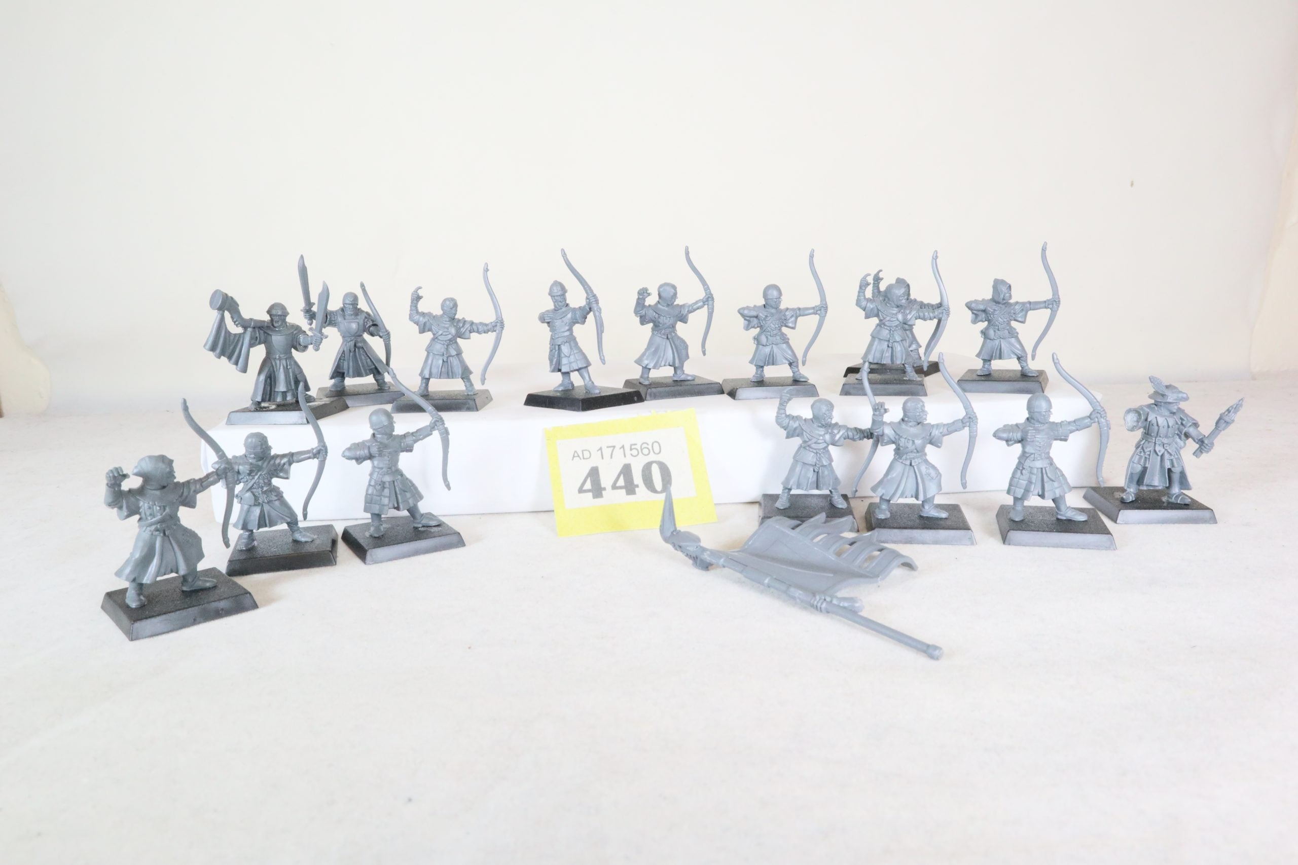 kingdom of bretonnia peasant bowman x16