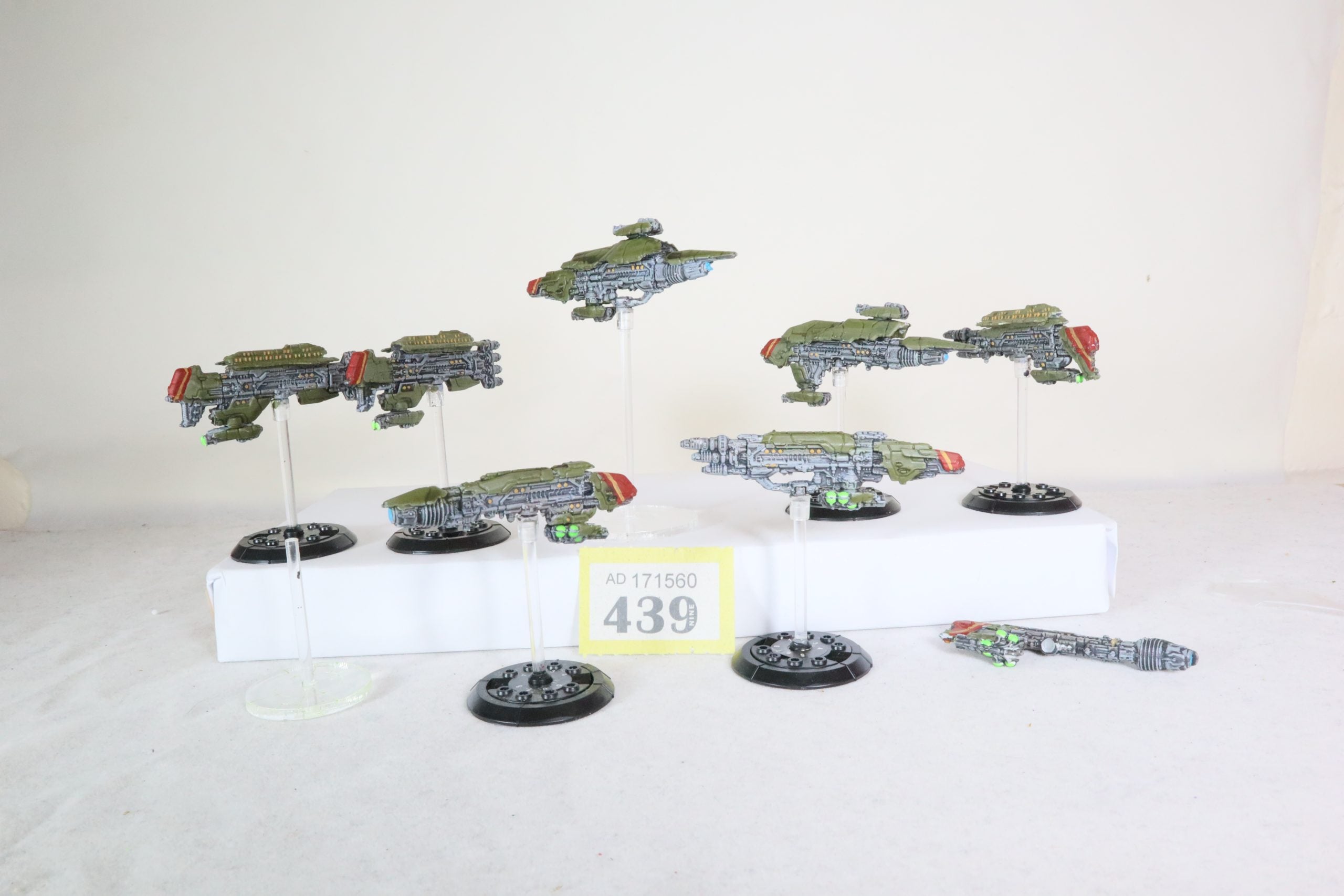 DropZone - multipart frigates with various weapons