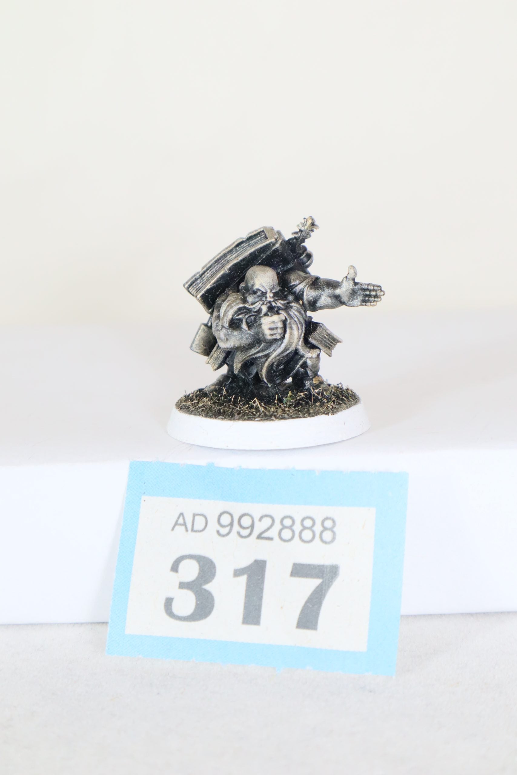 Dwarf referee