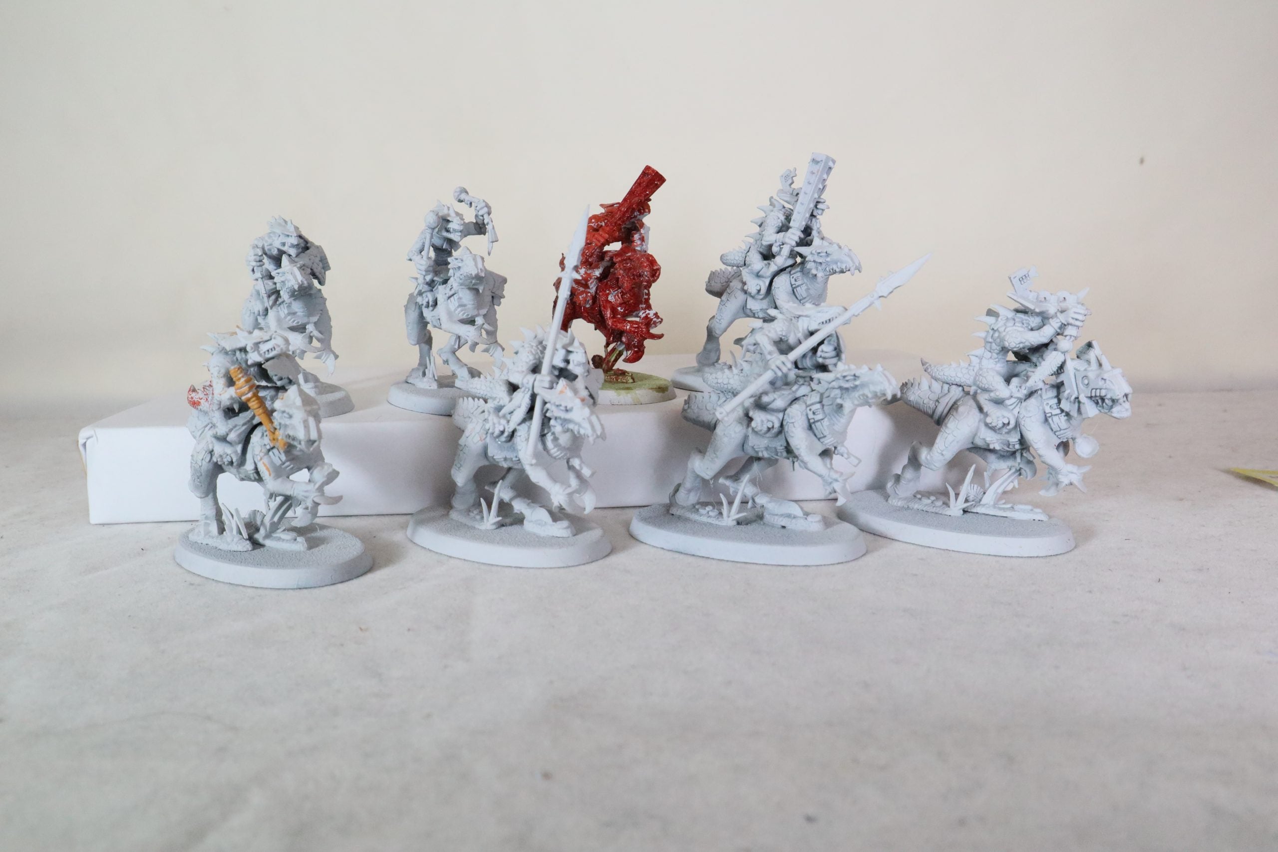 lizardmen Saurus cavalry
