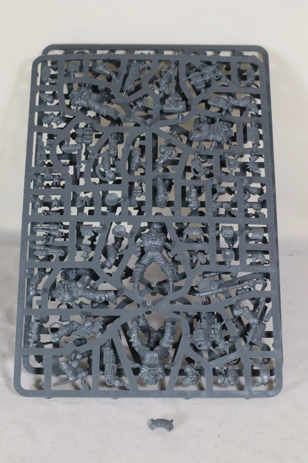 Necromunda Underhive Starter Box (Full Set With Some Bits Clipped From Sprue)