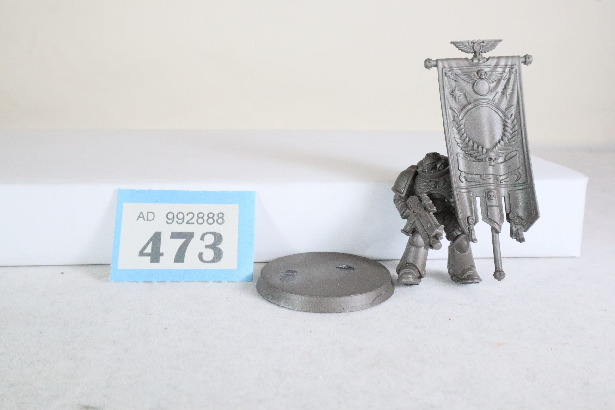 Space Marines Ancient (473 Blue)