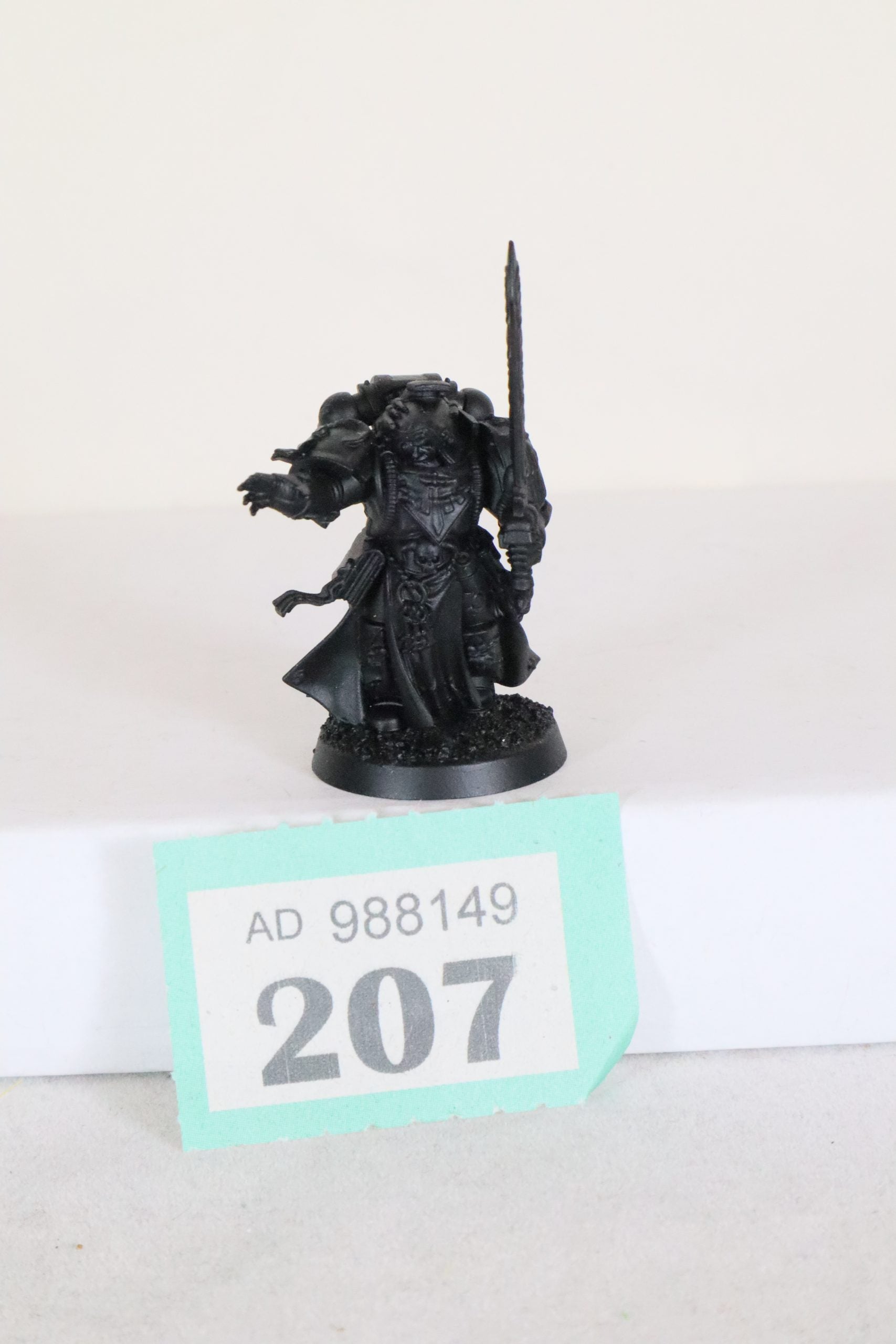 Dark Angels Librarian (G207