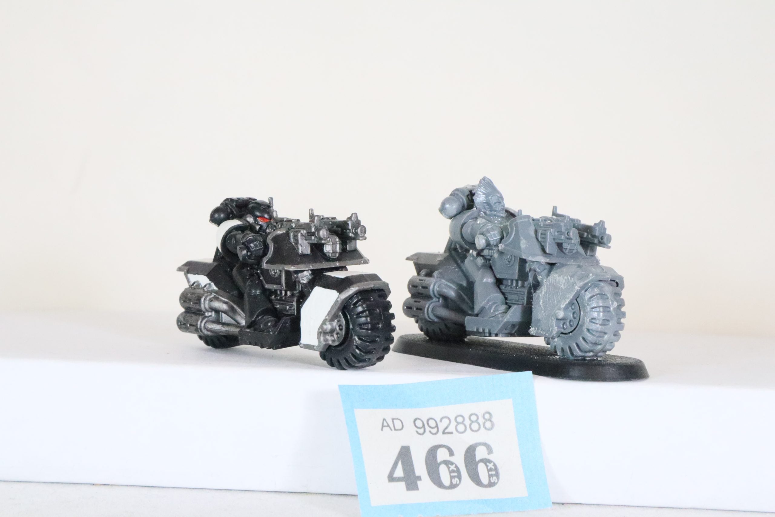 Space Marine Attack Bikes (B466)