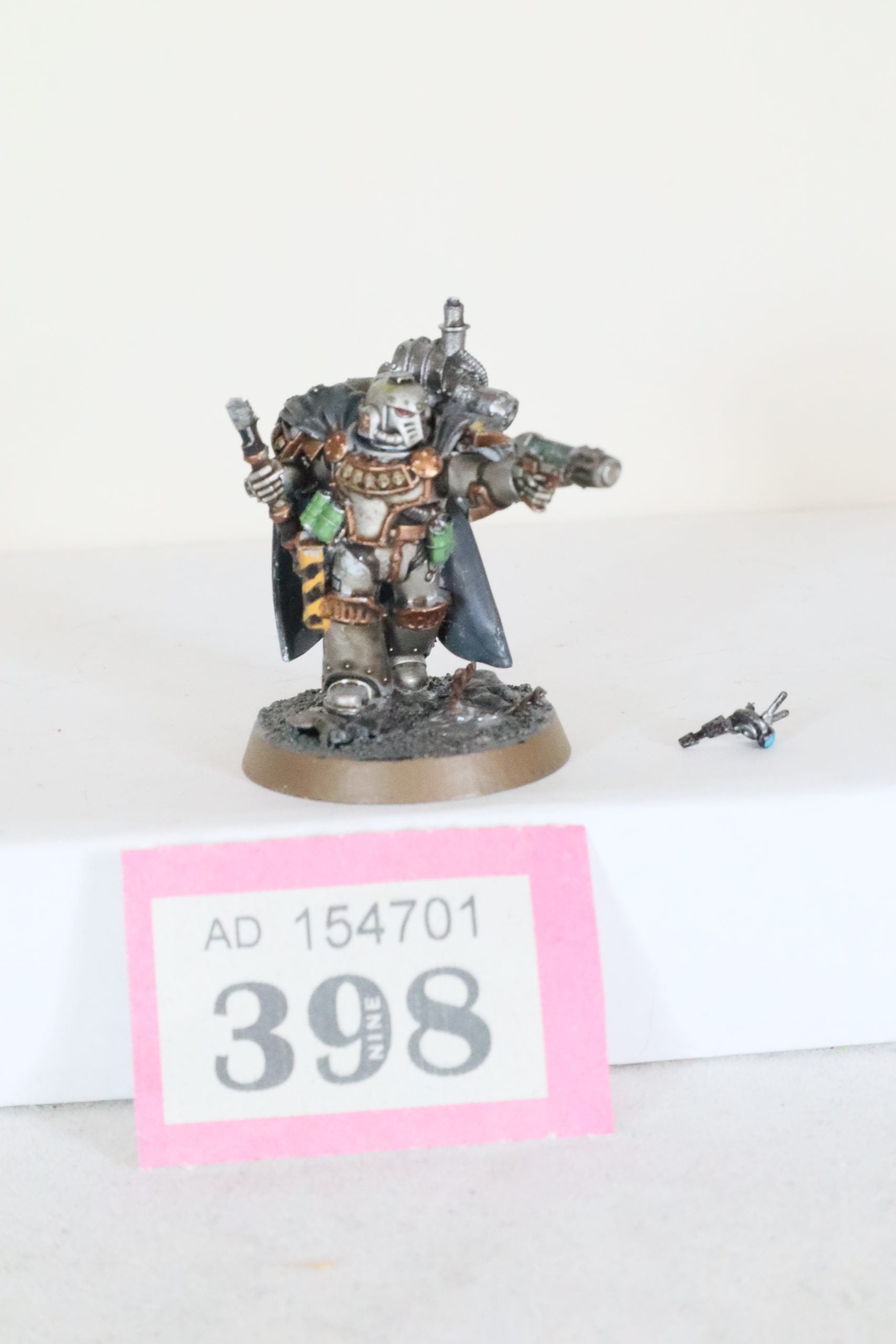 Iron Warriors Chaplain P398