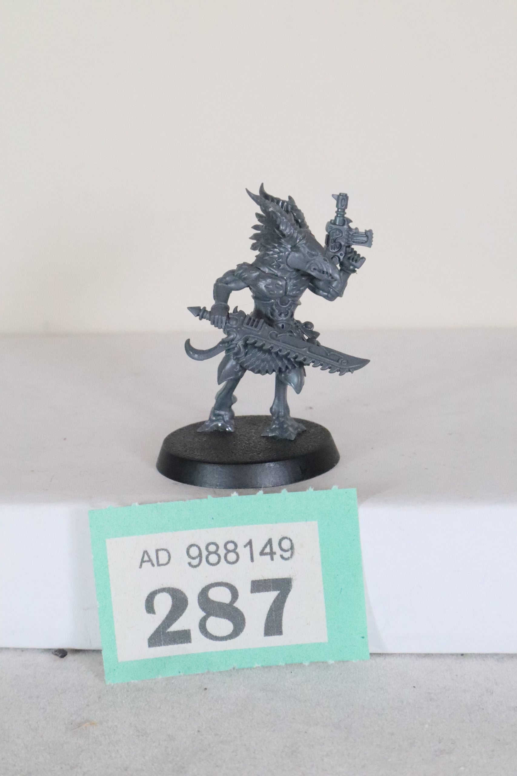 1 singular Tzaangor