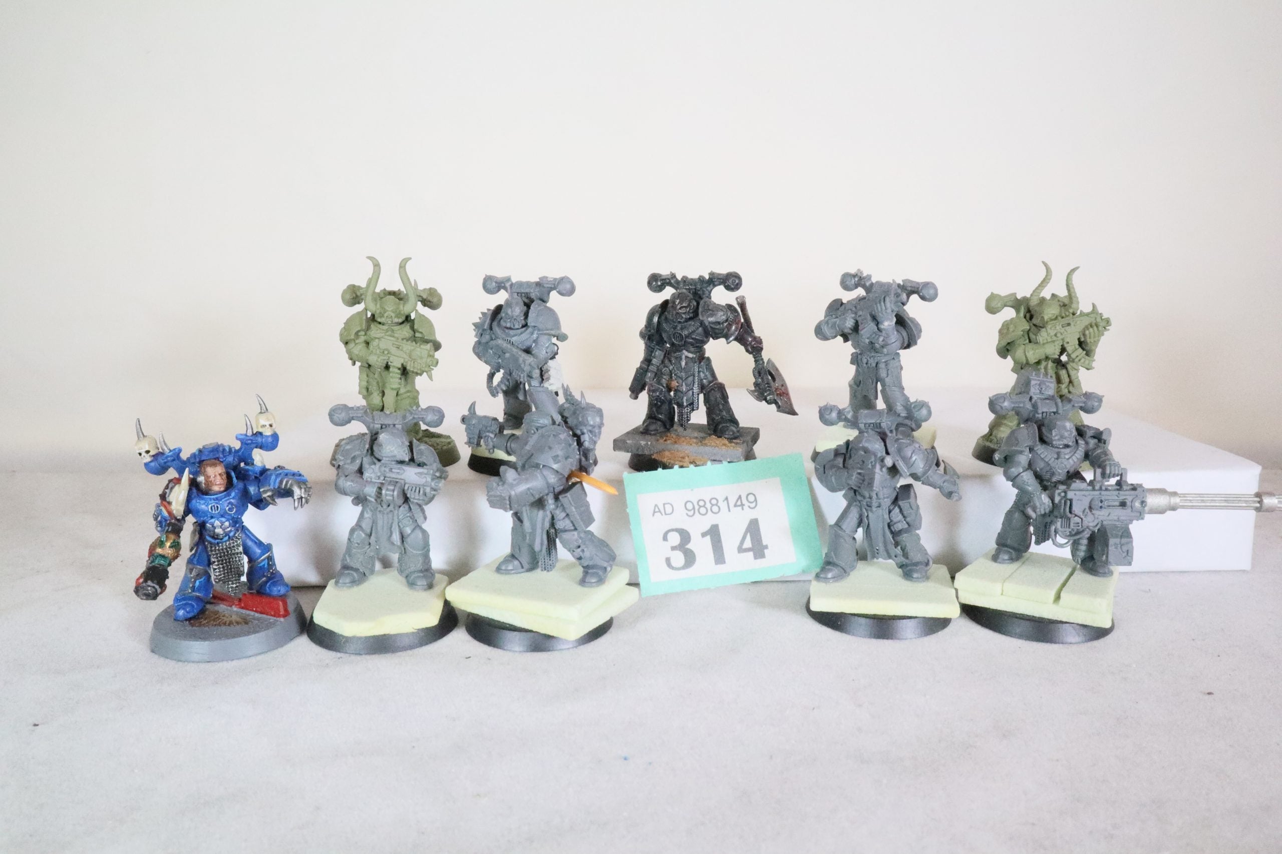 Chaos Space Marine Legionaries (G314