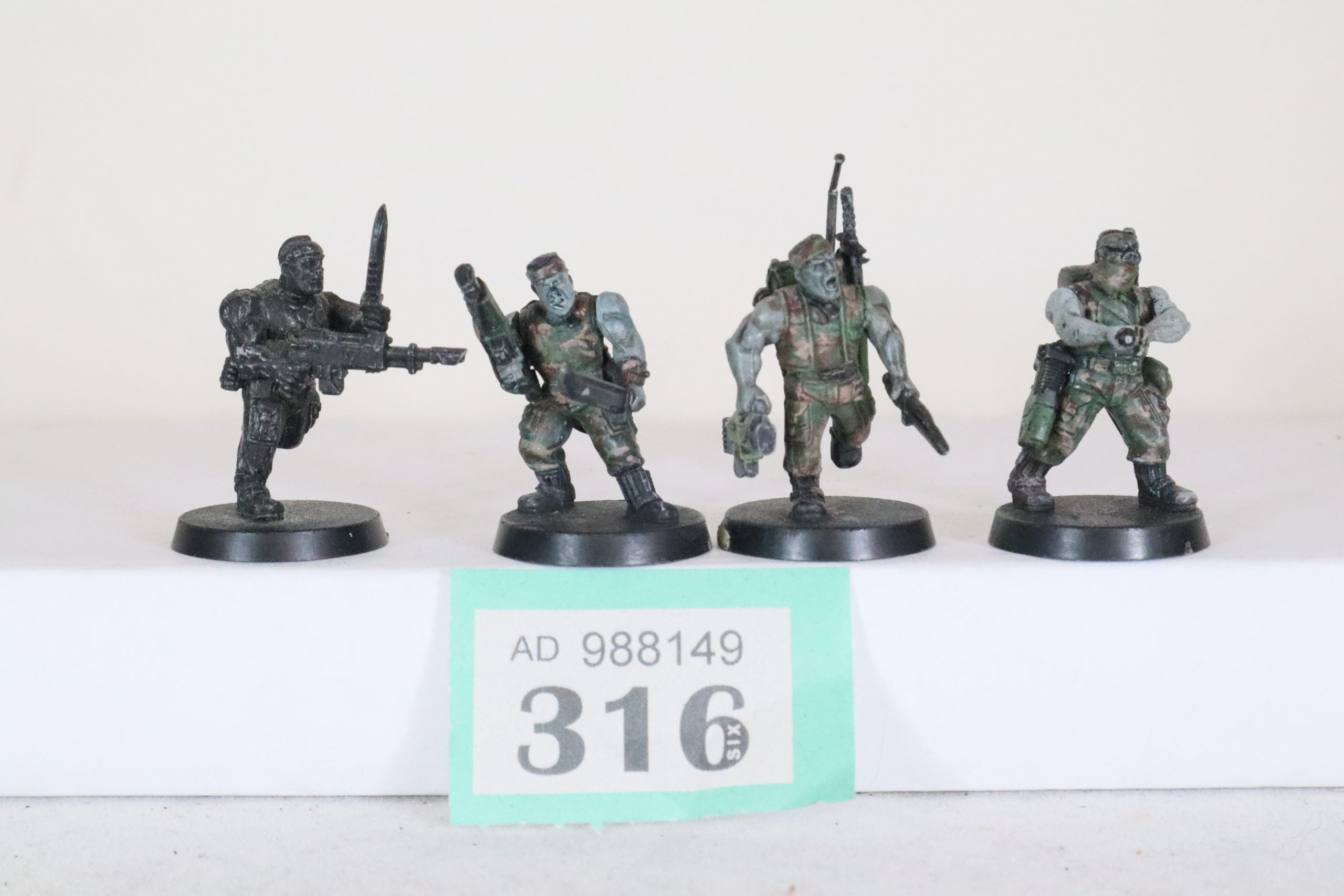 Catachan Jungle Fighters (G316