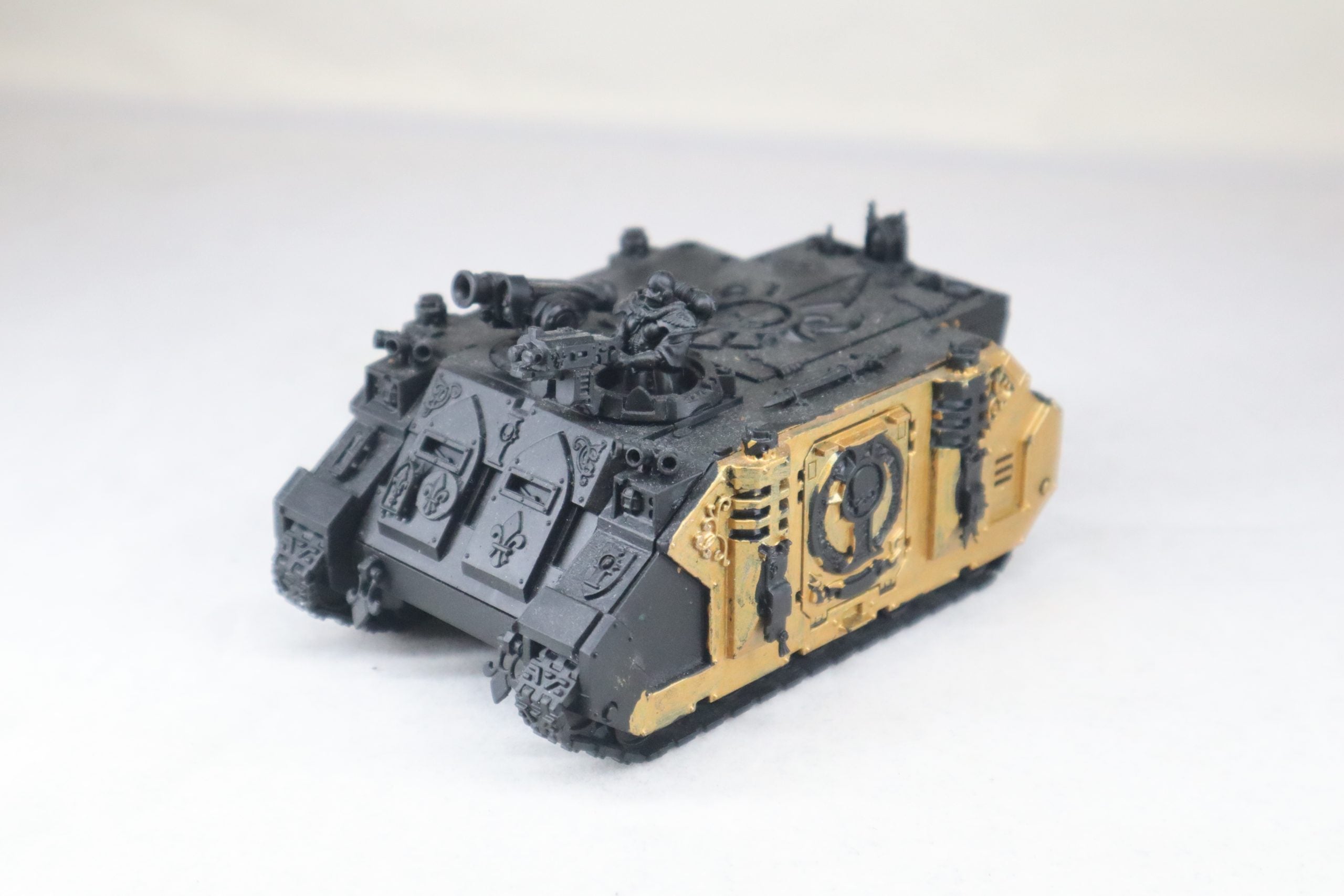 Adepta Sororitas Rhino