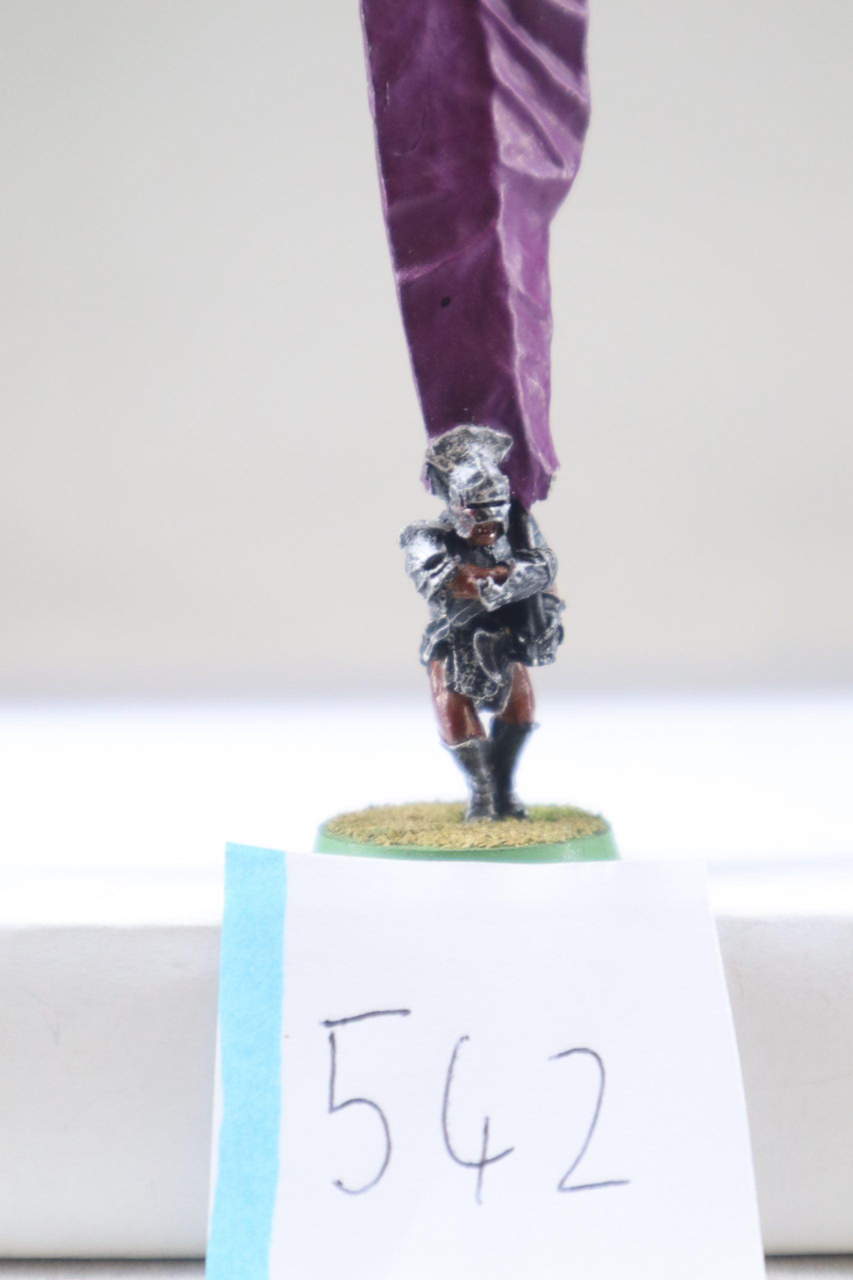 uruk-hai Standard Bearer, Middle Earth (B542