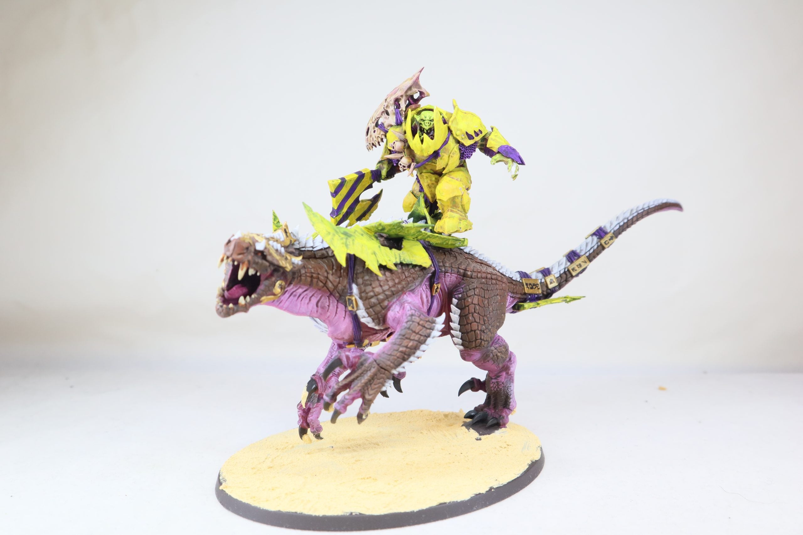 Saurus Oldblood on Carnosaur