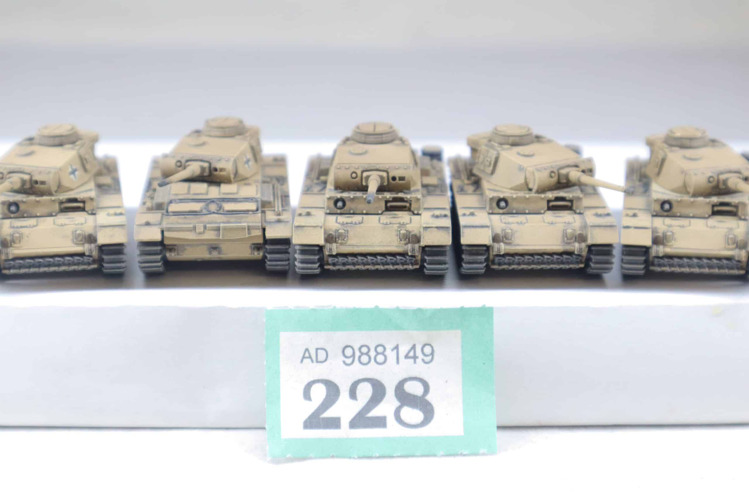 5x Flames of War (Late War) Germany Panther (G228