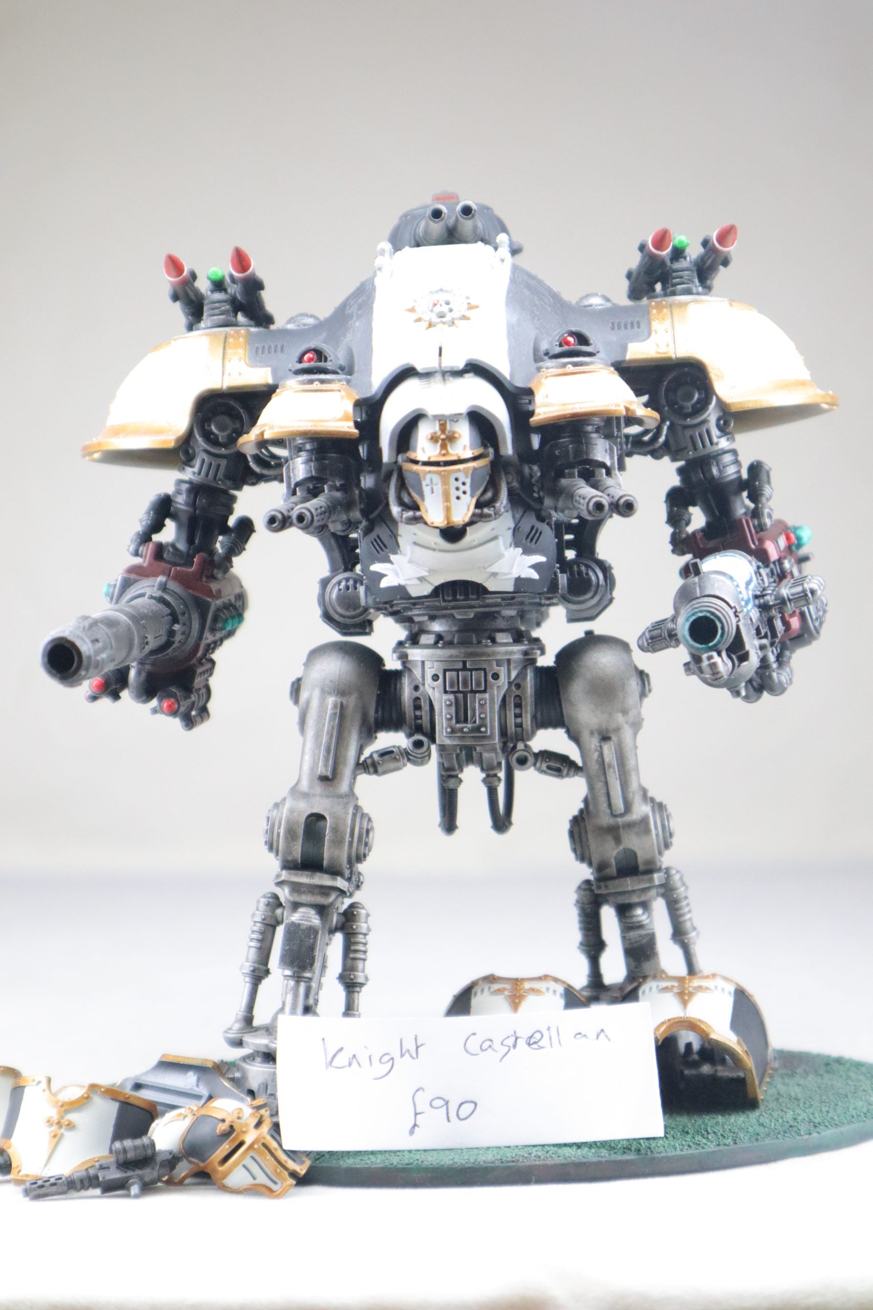 Knight Castellan