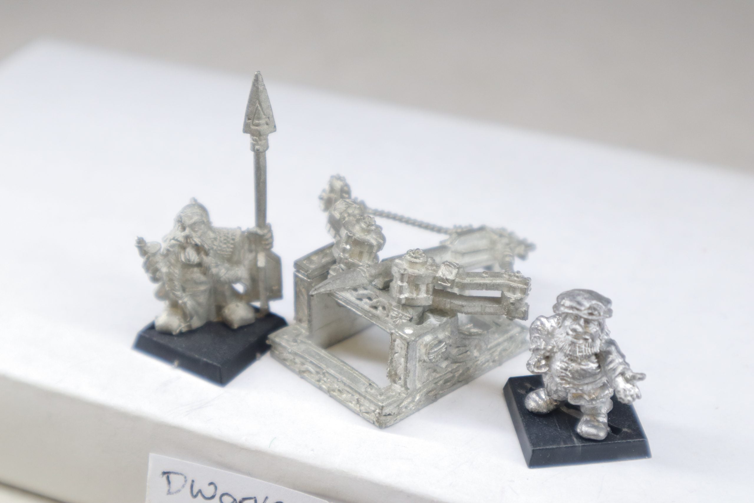 Dwarfern Mountain Holds Crossbow Bolt Thrower