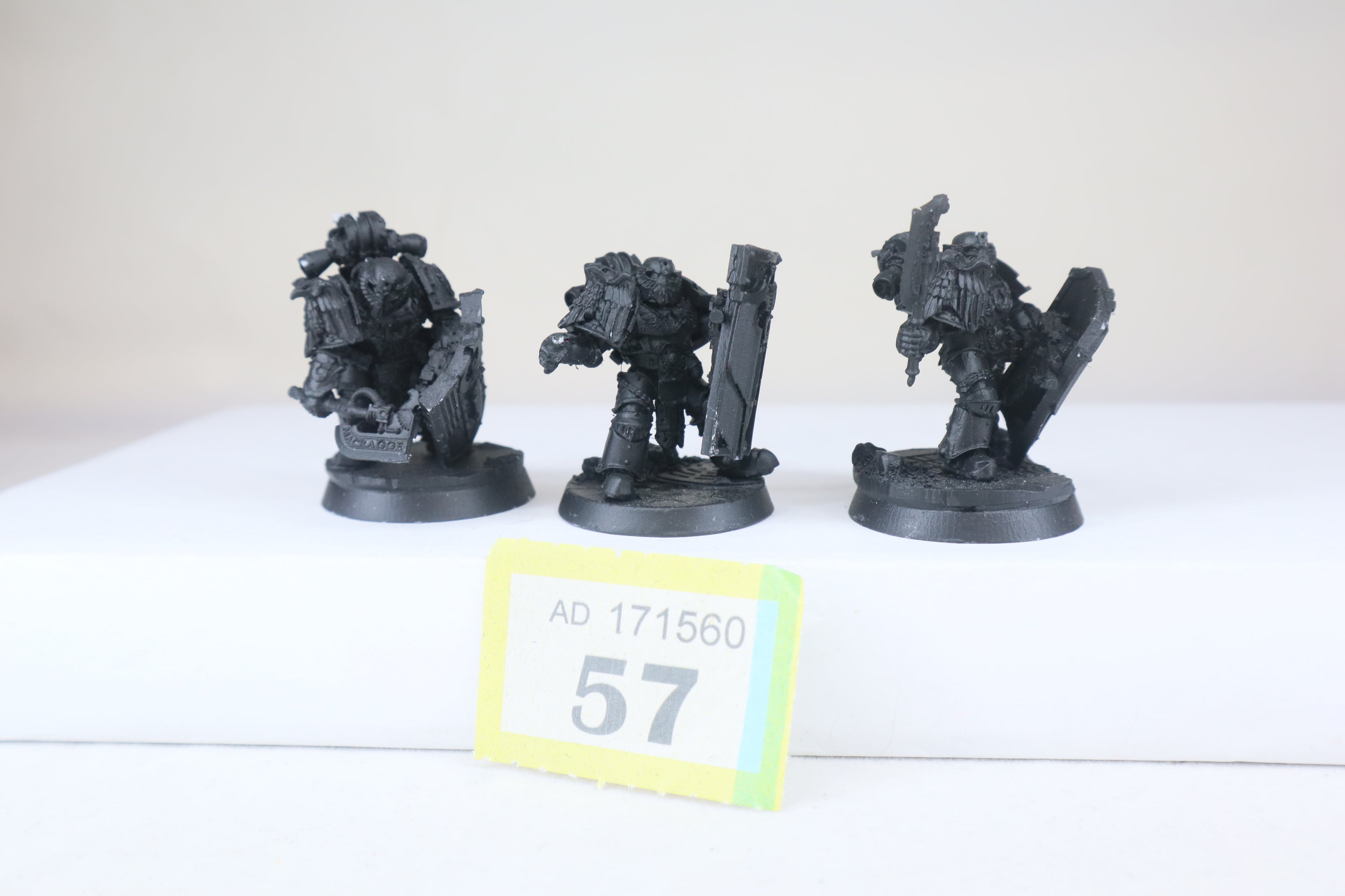 Ultramarines - Invictarus Suzerain Squad