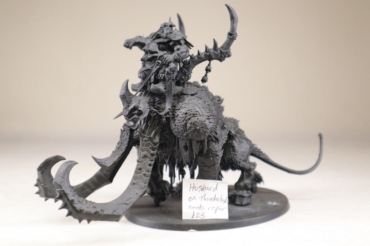 Huskard on Thundertusk