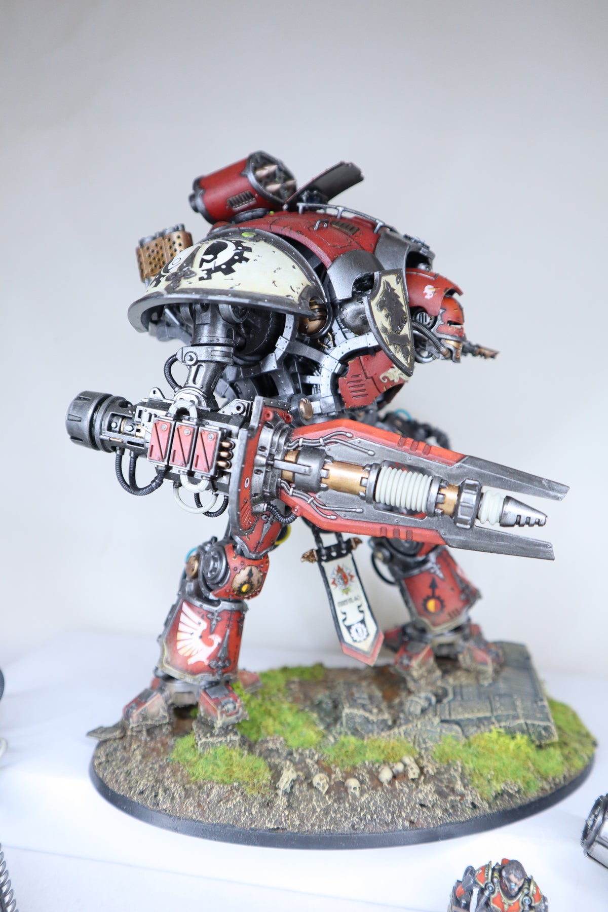 Knight Questoris magnetised Pro painted