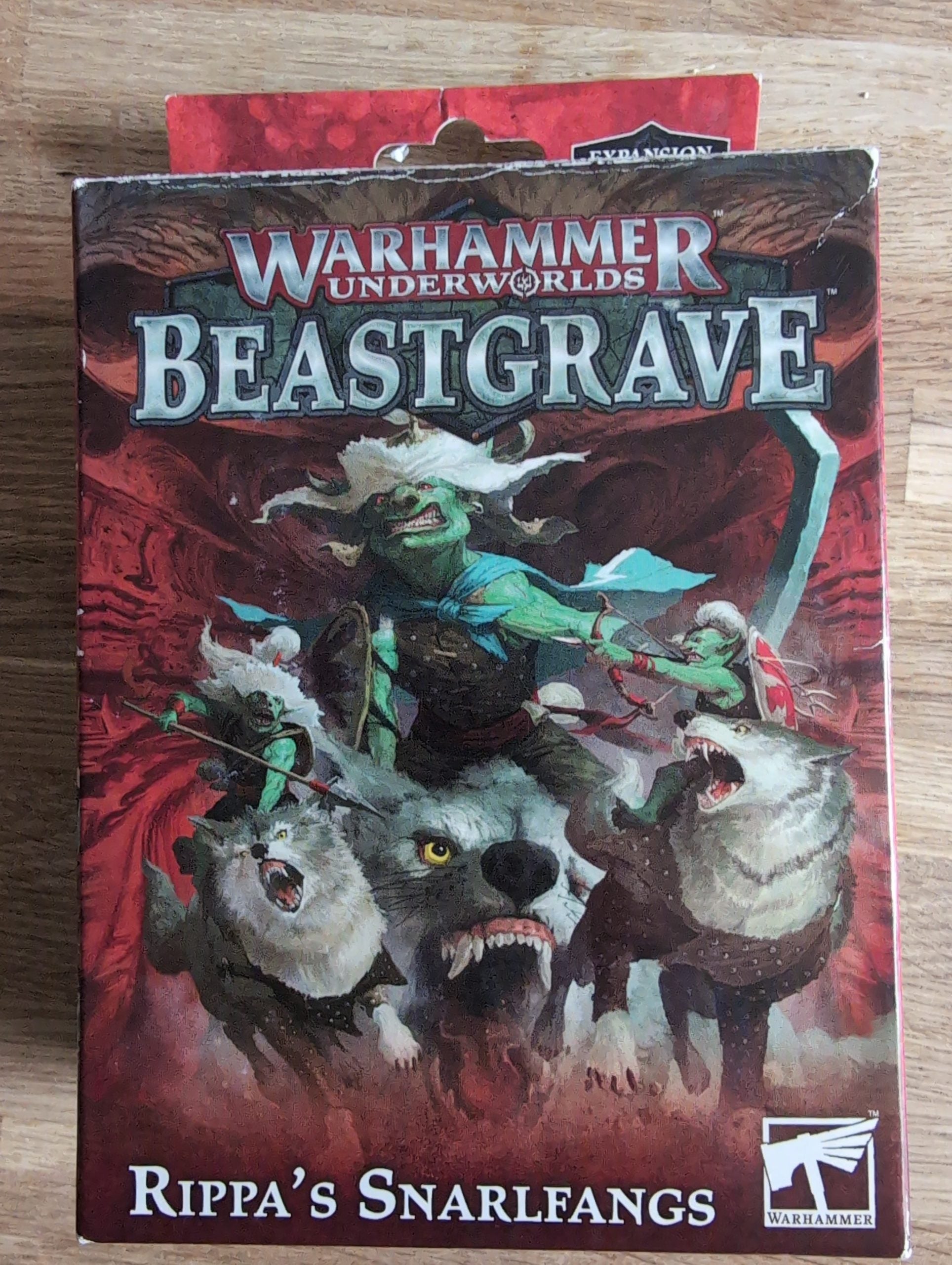 Rippa's Snarlfangs in box with cards. On Sprue.