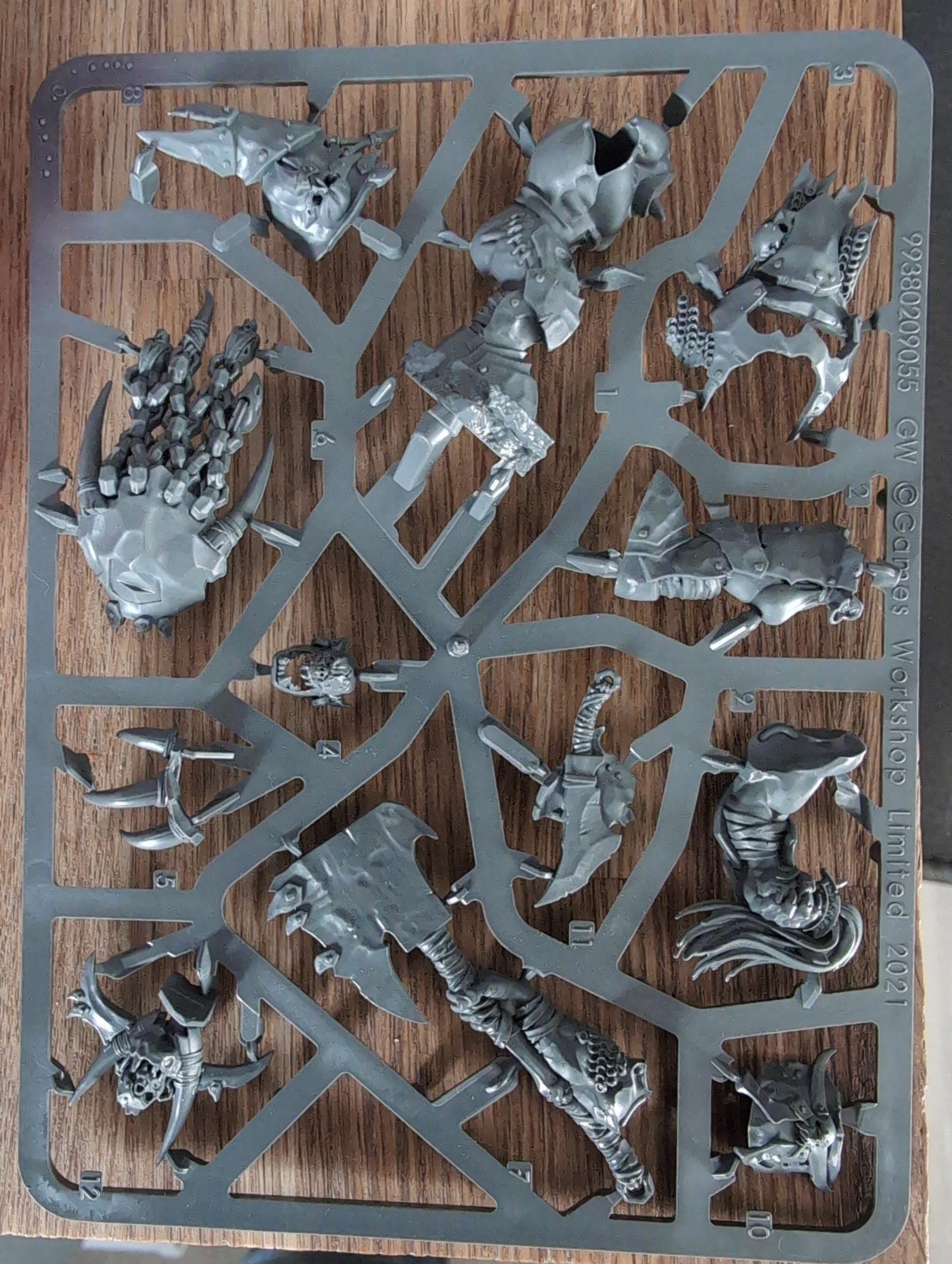 Bazdrogg Nekk-Choppa (Sprue only, no base)