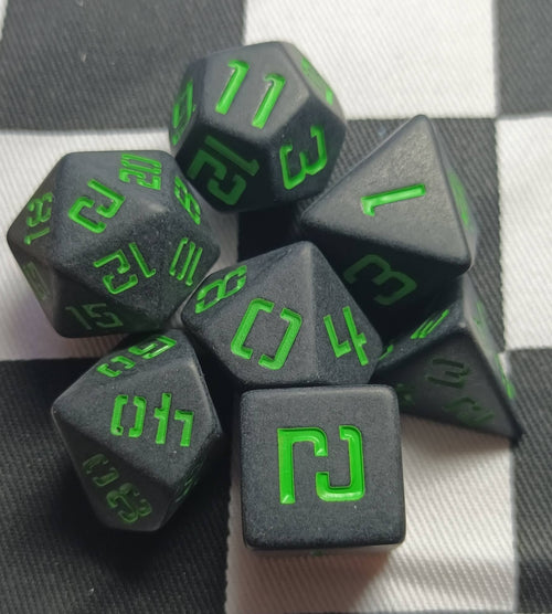 7 x Polyhedral Dice Legendary Pants Black with Green
