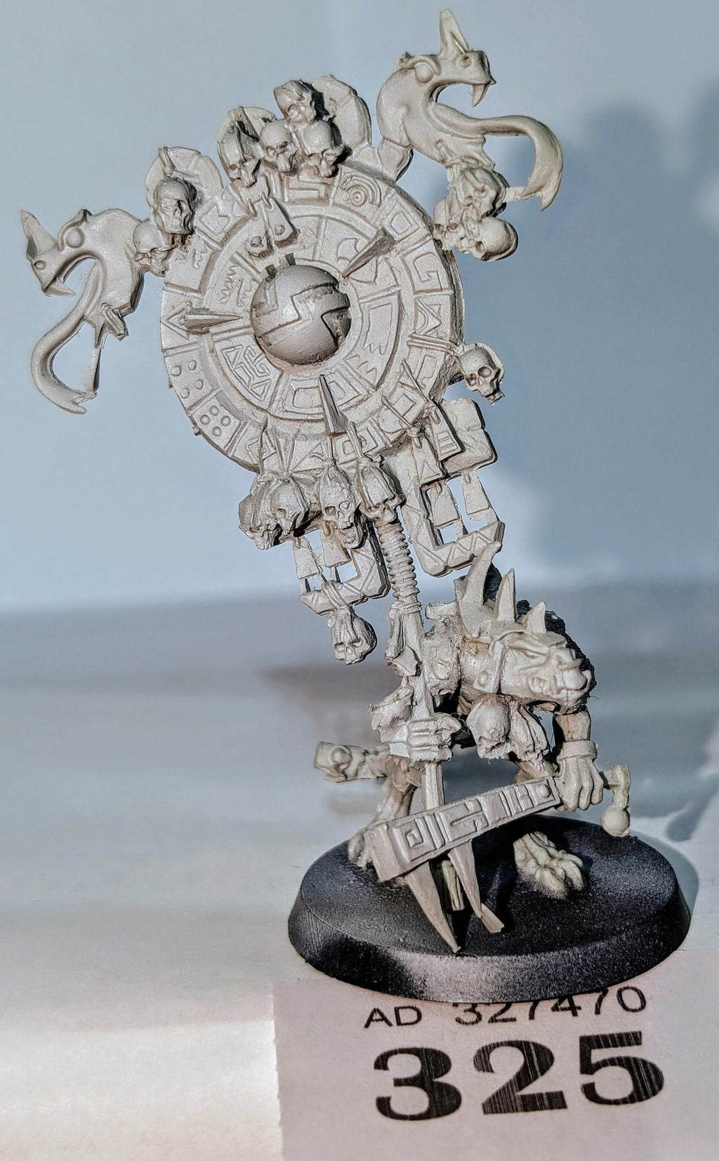 Saurus Astrolith Bearer