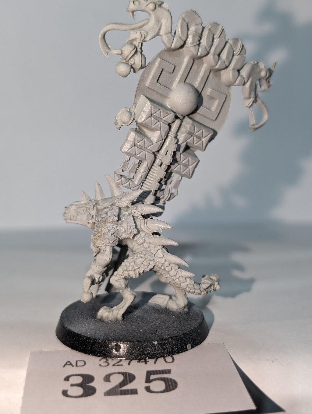 Saurus Astrolith Bearer