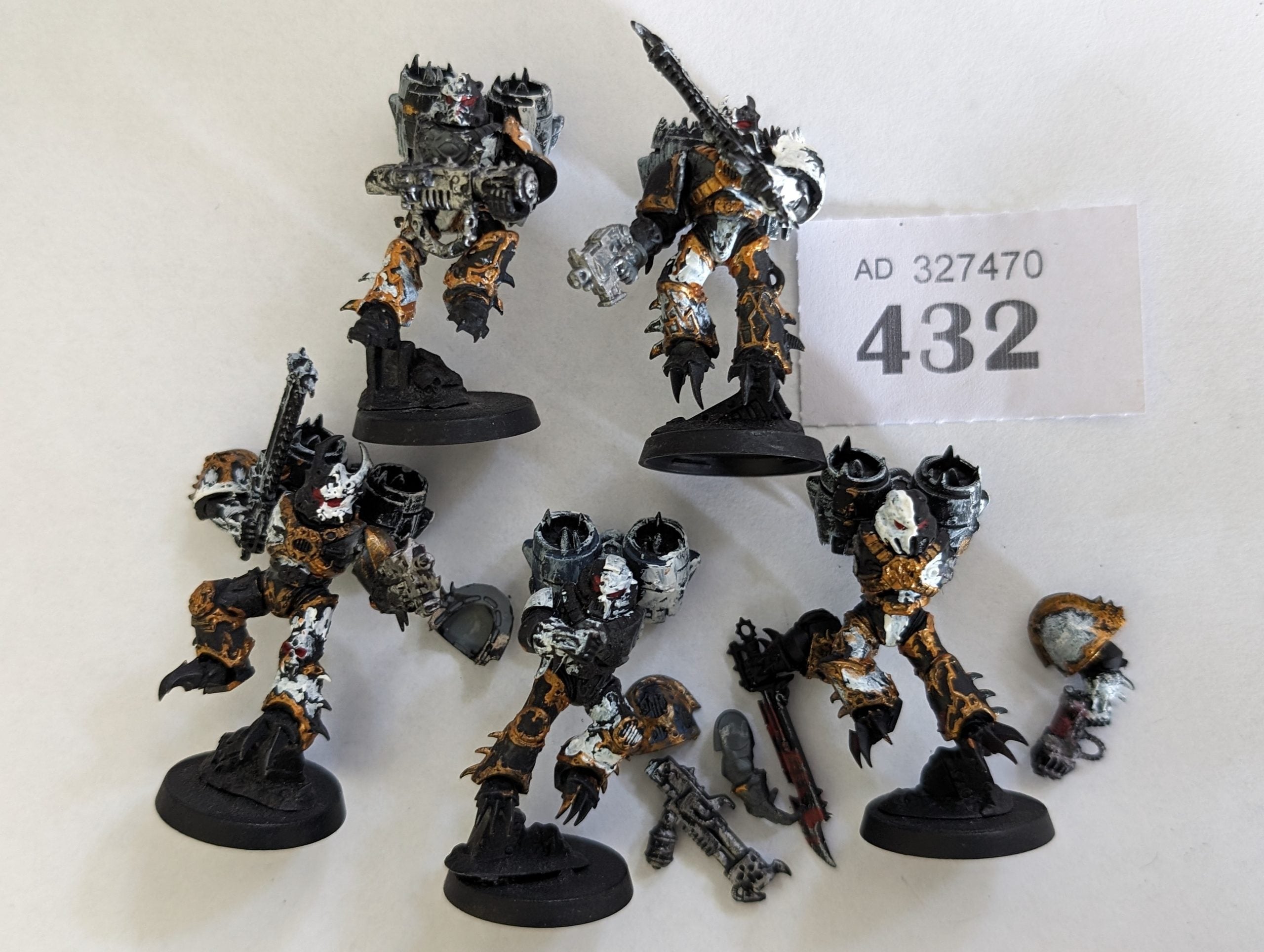Chaos Space Marine Raptors (Built &amp; Painted, missing 2 arms)
