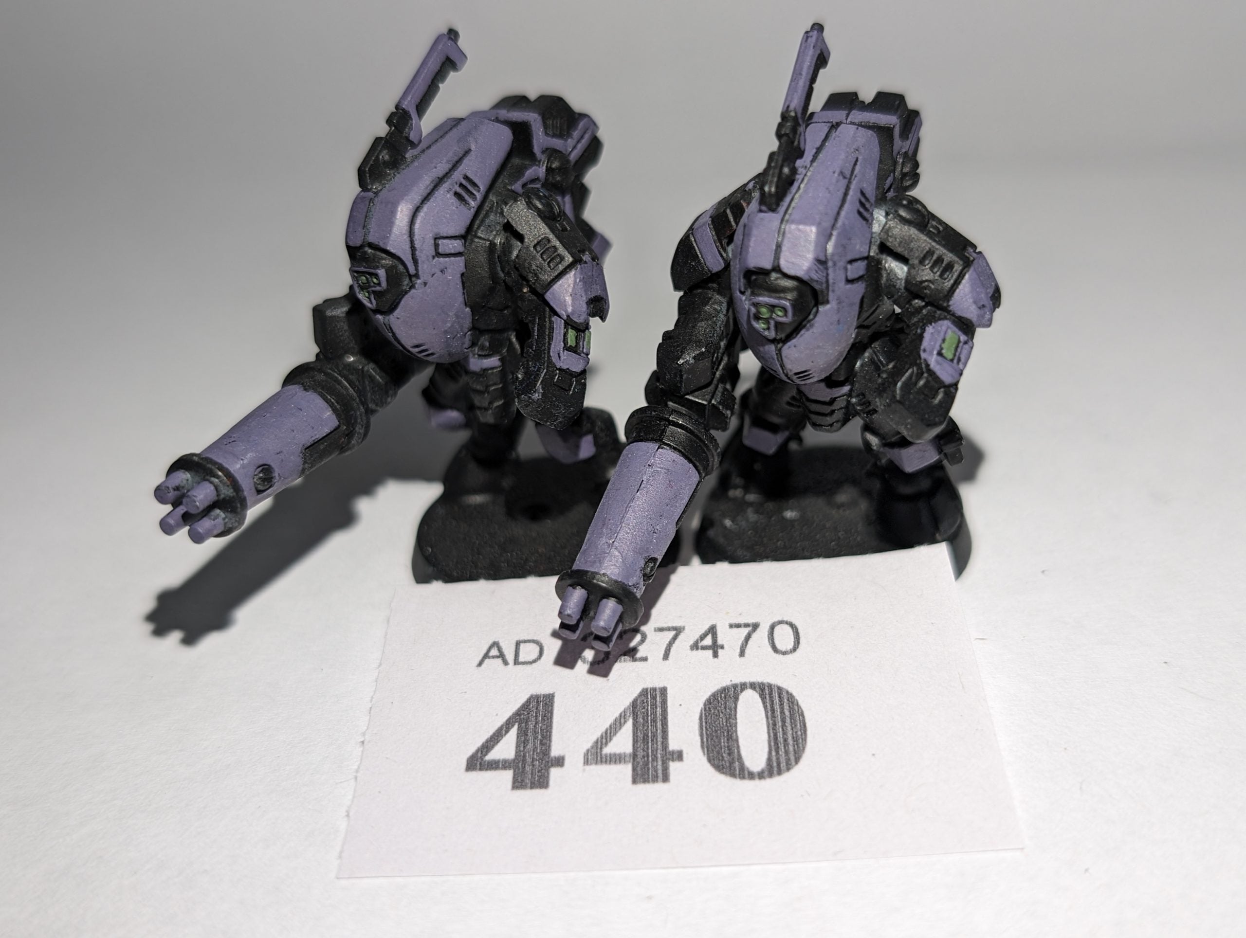 2x Tau Empire XV25 Stealth Suits