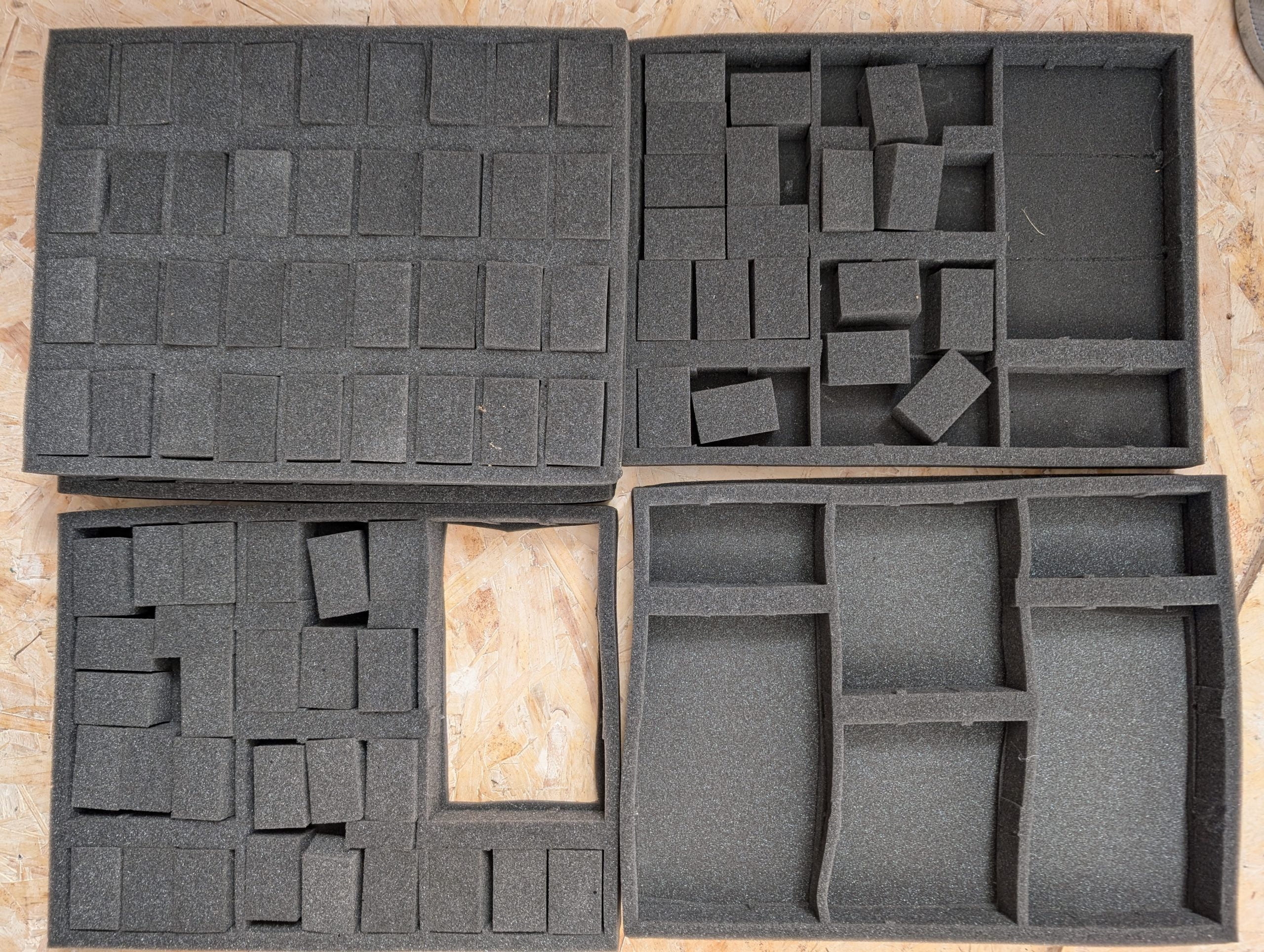 Tyrant Army Figure Case - Can Hold up to 288 models