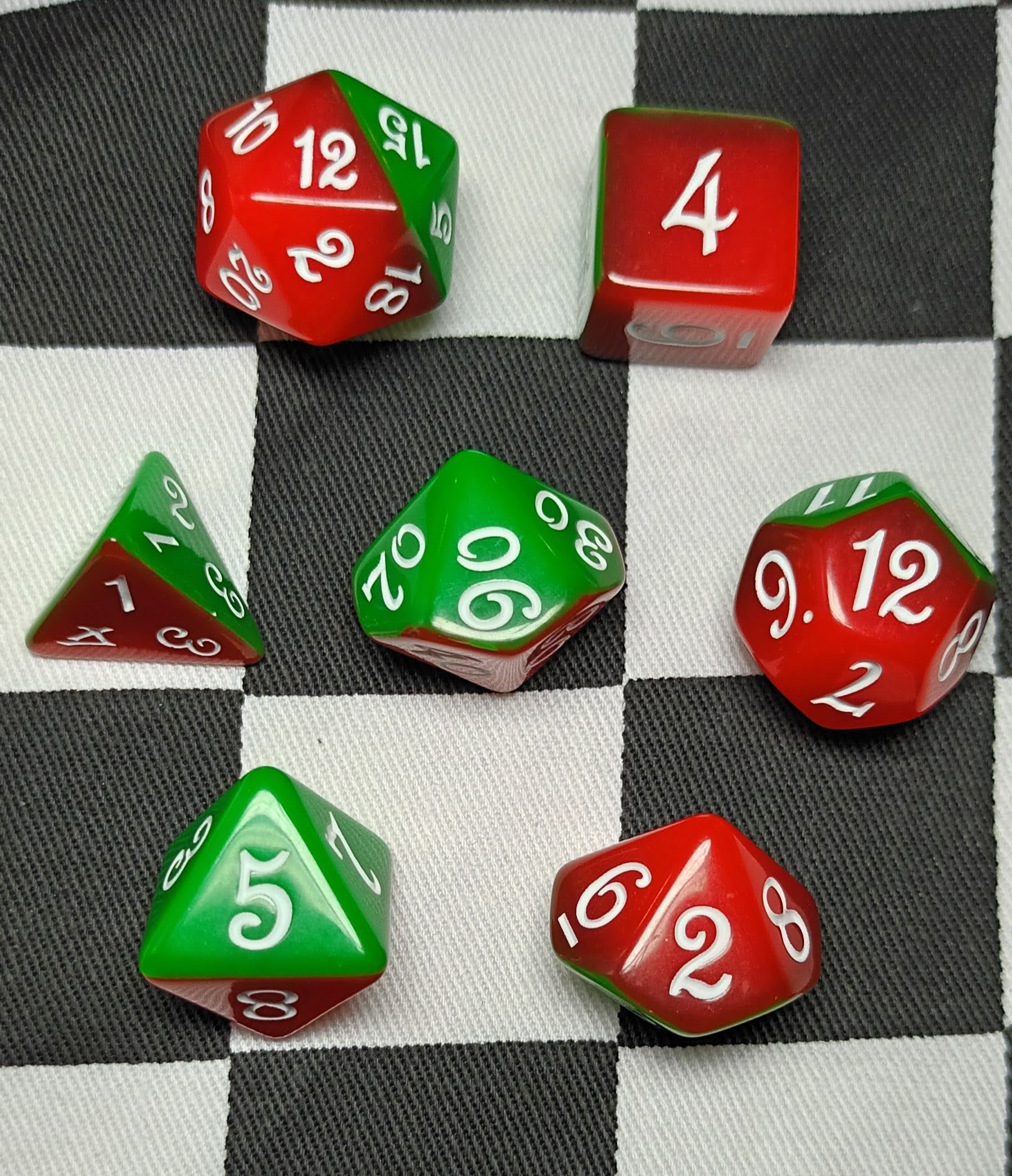 7 x Polyhedral Dice Script Red Green with White