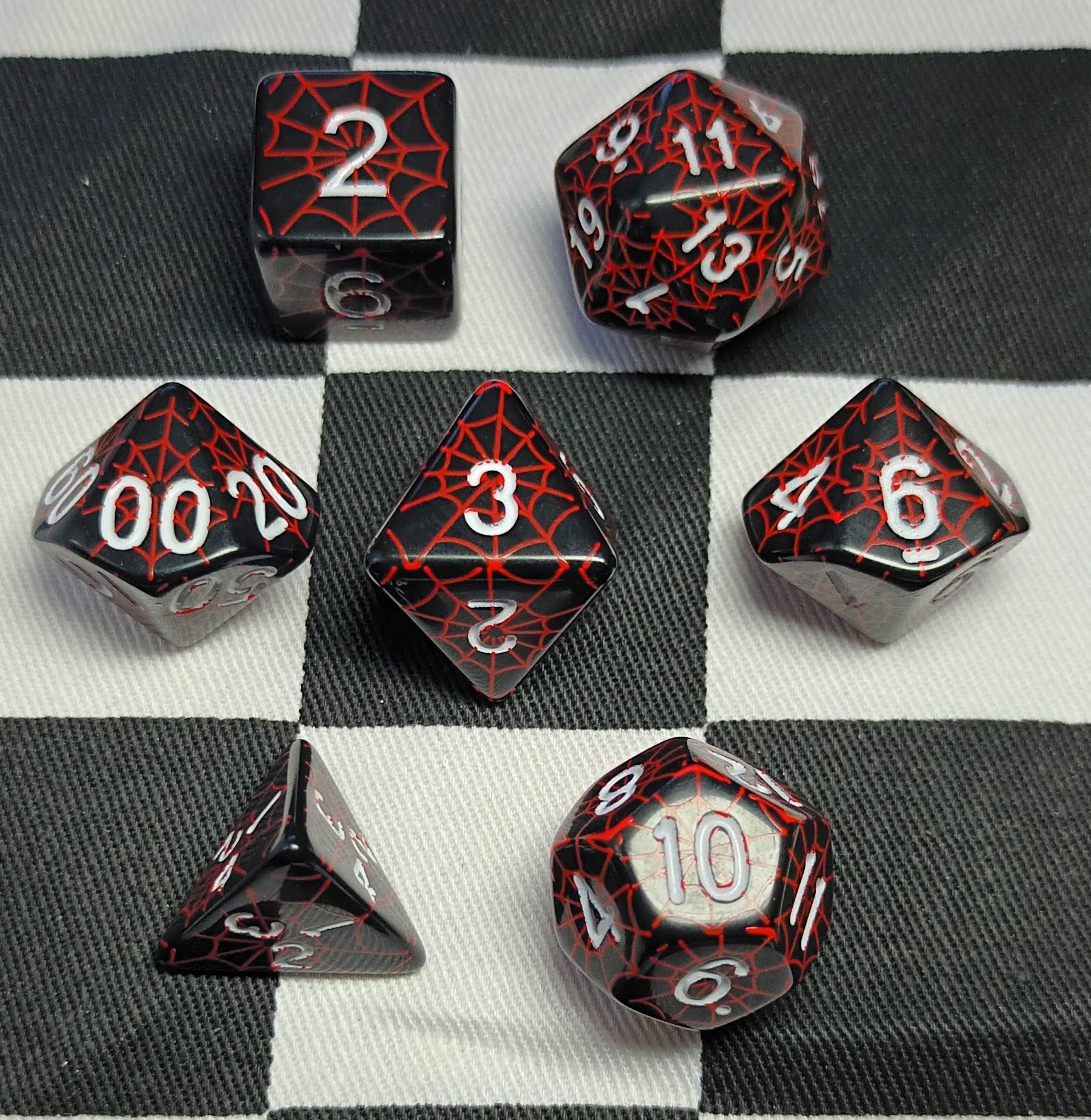 7 x Polyhedral Dice Spider Black Red with White
