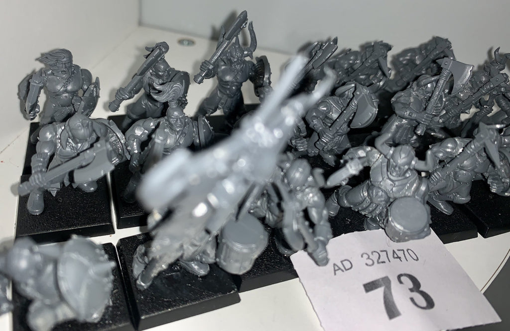 19 Chaos Marauders, built on square bases