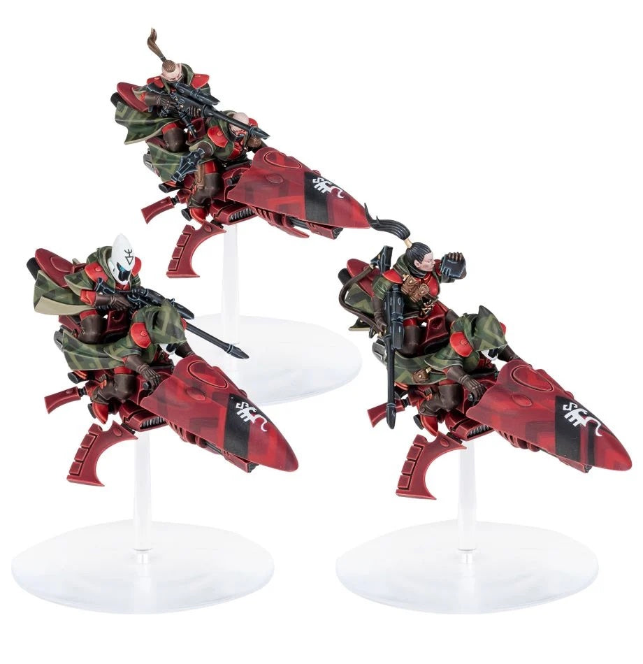 Shroud Runners on sprue