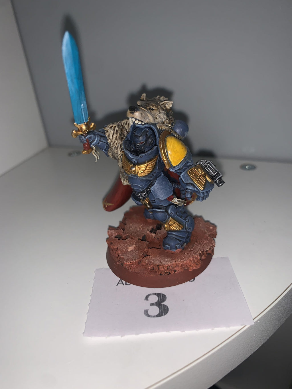 Captain in Gravis Armour Space Wolf Convesion