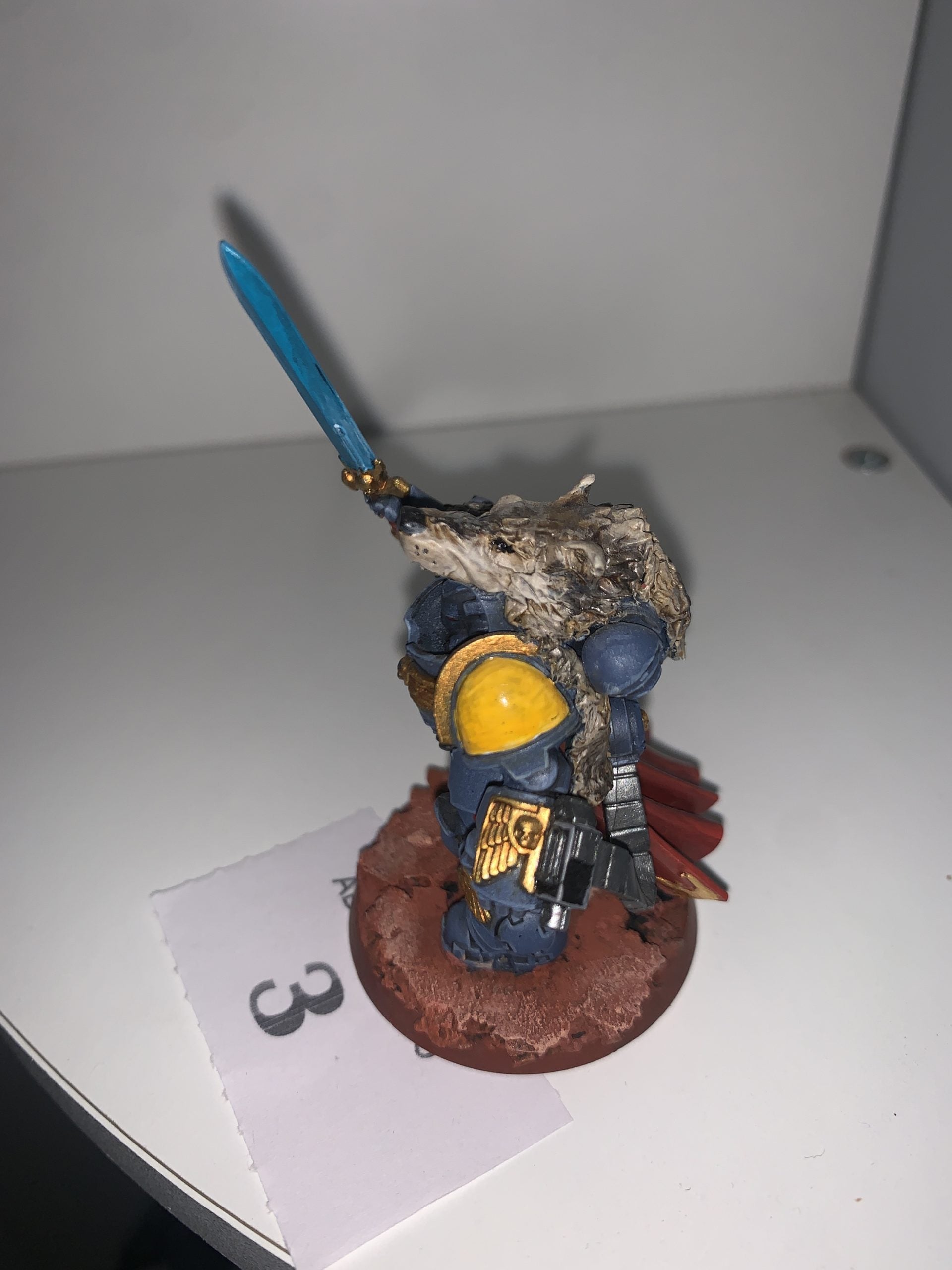 Captain in Gravis Armour Space Wolf Convesion