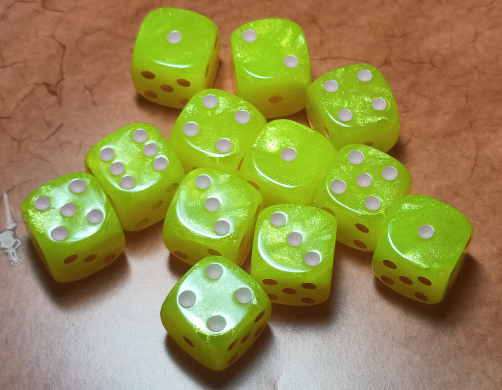 12 x 16mm D6 Black Red Shimmer with Gold UK Made Dice